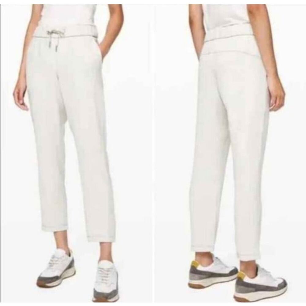 NWT! Lululemon On the Fly 7/8 Pant Woven, Silverstone, W5BPMS, Size 6
